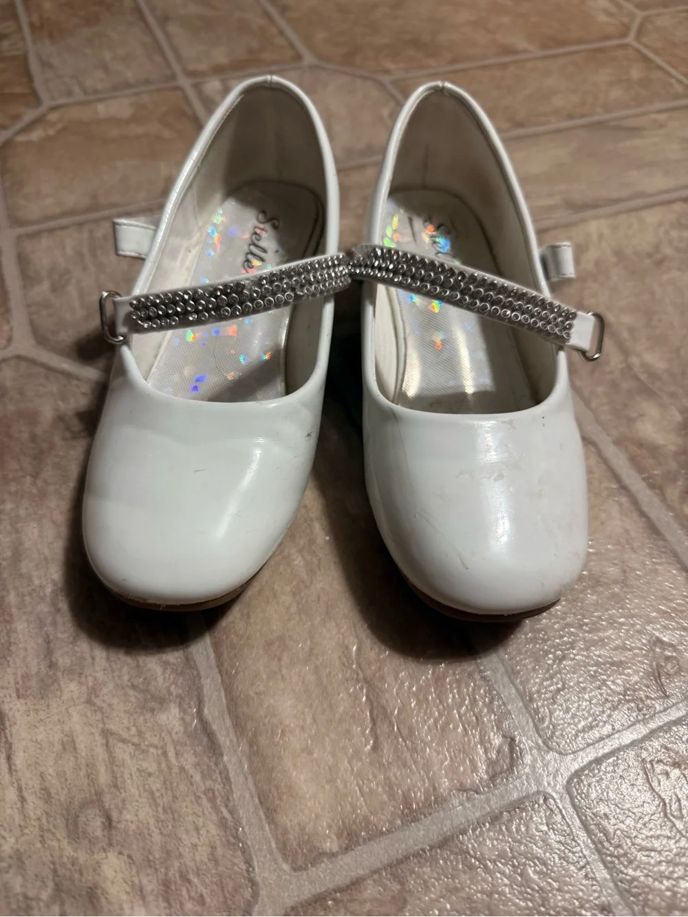 Girls White Mary Jane Dress Shoes with Rhinestone Strap